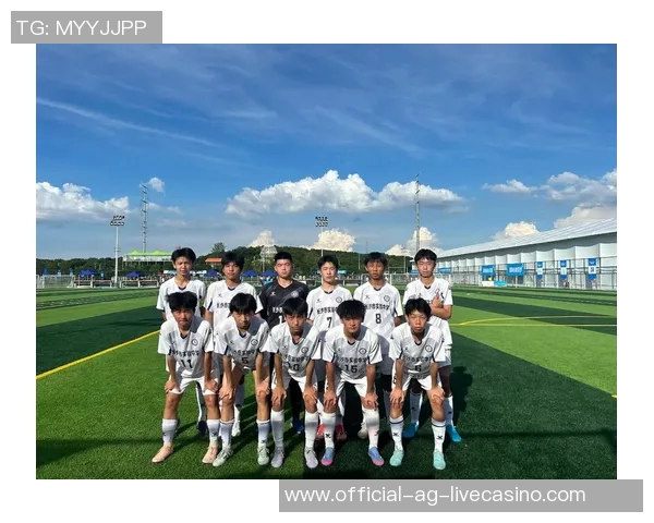 彩虹足球：多元文化交融下的足球魅力与社会影响探讨