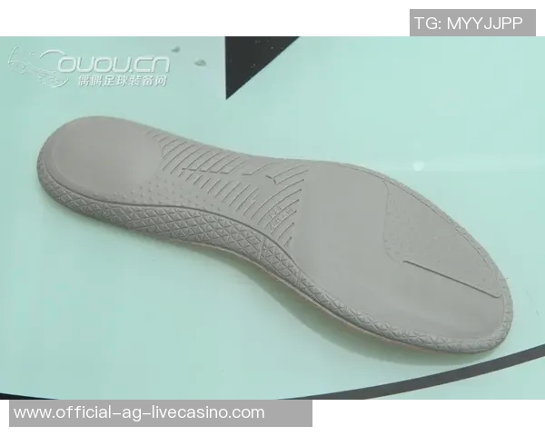 个性化定制你的Nike足球鞋展现独特风格与卓越性能